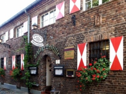 照片: Schlossdestille